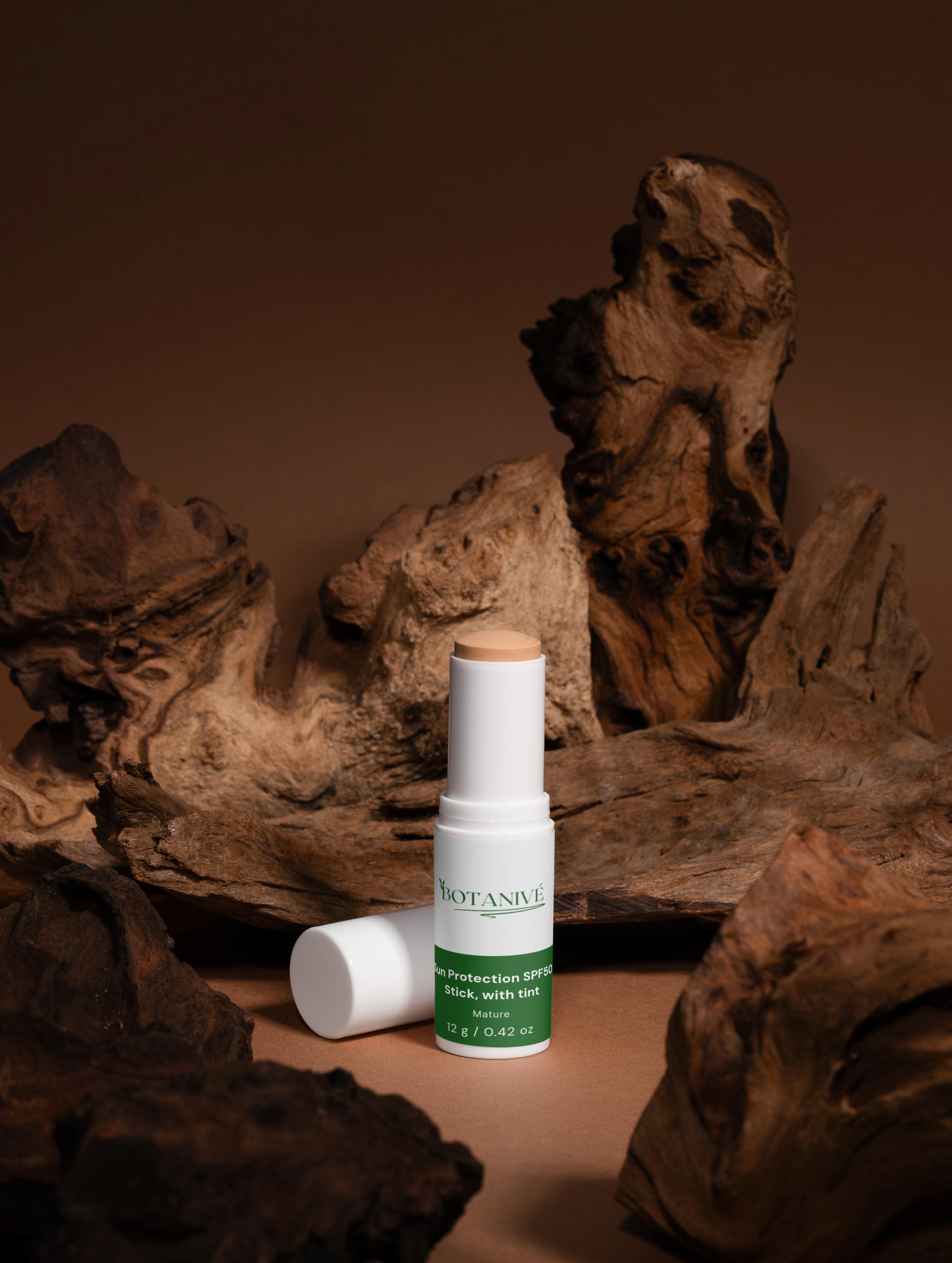 Sun Protection SPF50 Stick, with tint